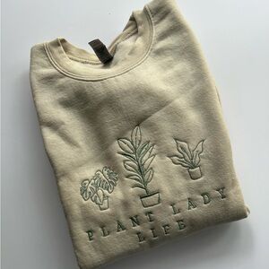 Gildan Cream 'Plant Lady Life' Crew Neck Sweater